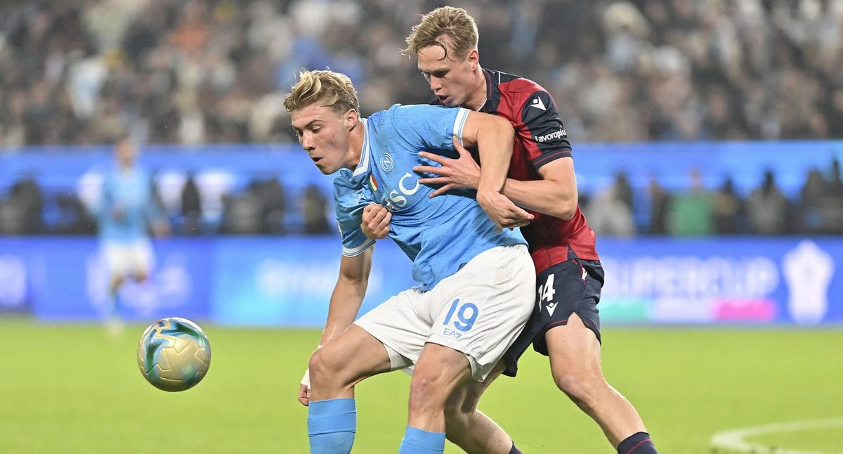 Napoli là đội đang có phong độ tốt hơn